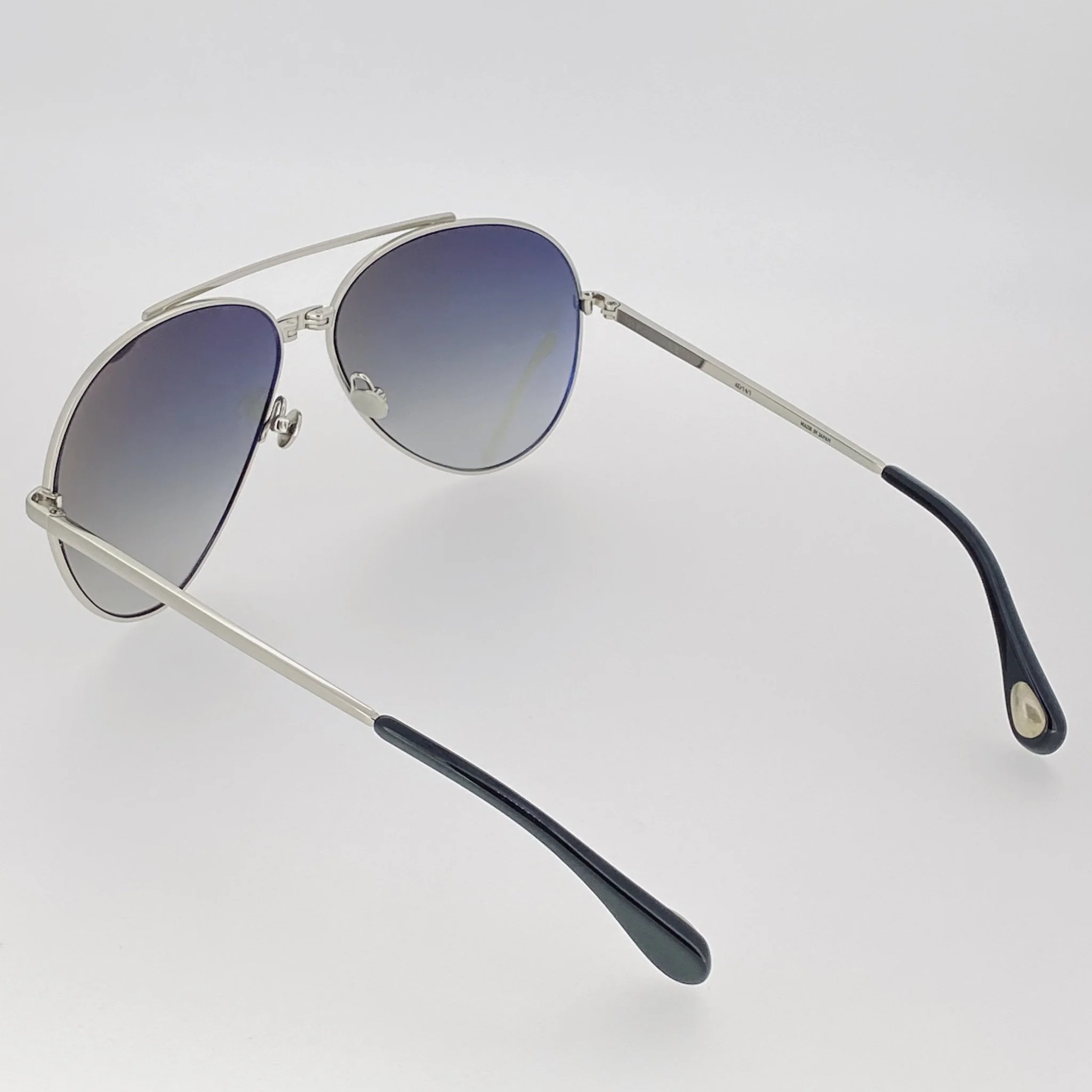 Ann Demeulemeester Men's Sunglasses White Gold and Grey - Image 8