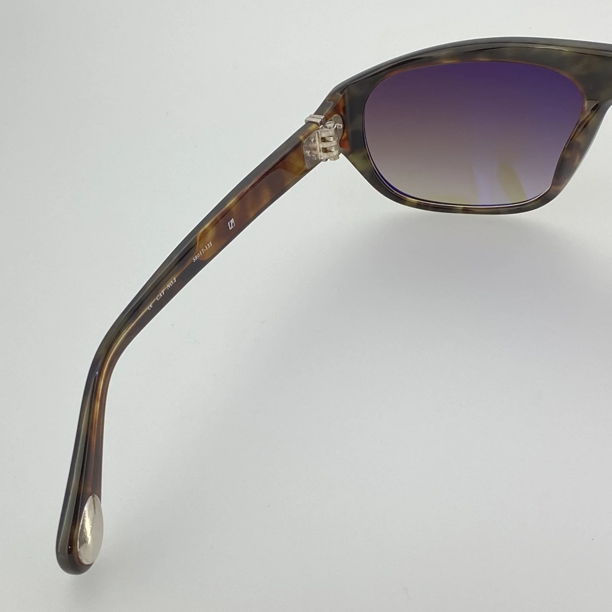 Ann Demeulemeester Sunglasses Flat Top Black and Brown Graduated - Image 11