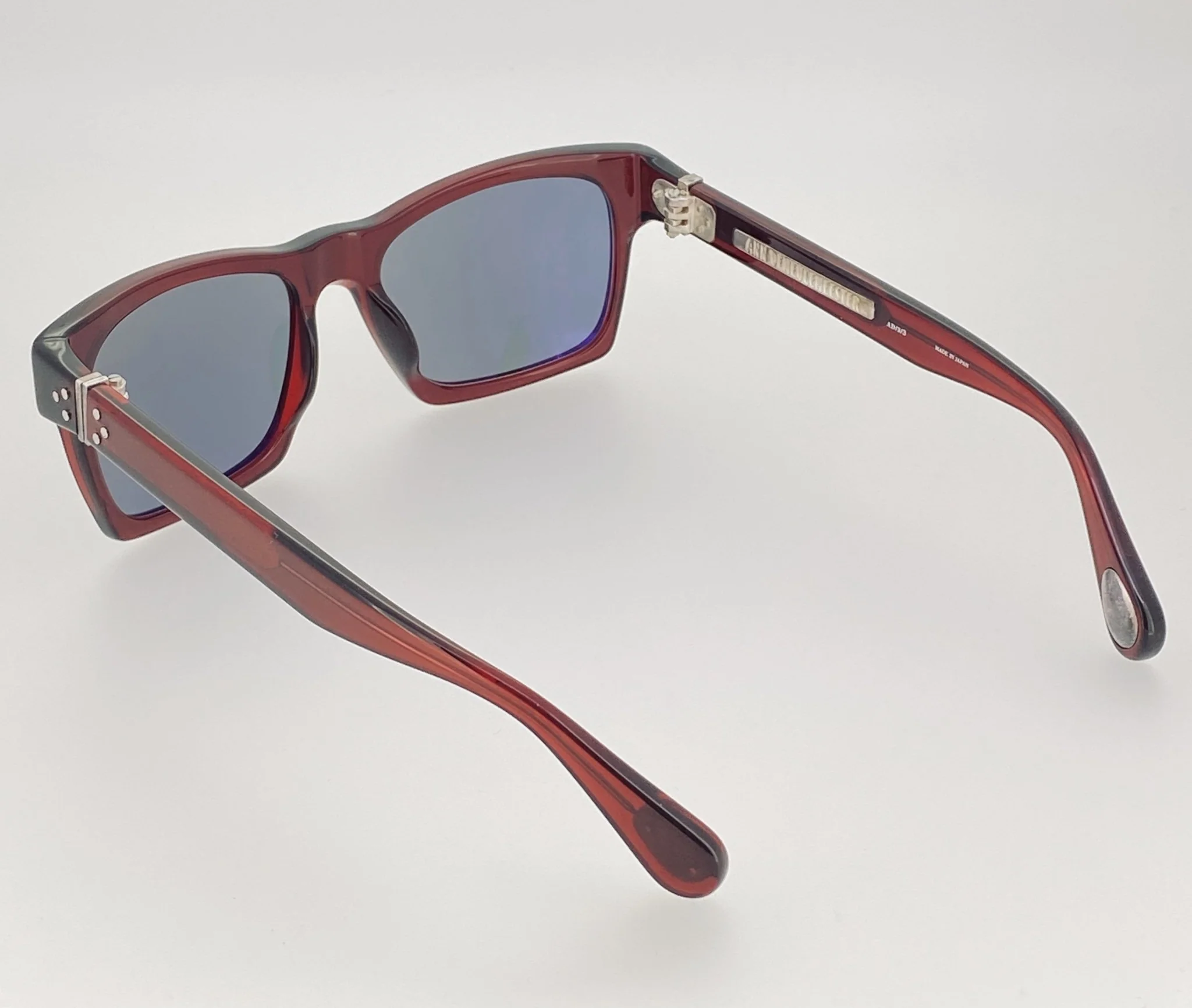 Ann Demeulemeester Sunglasses D-Frame Bordeaux Red and Blue - Image 6