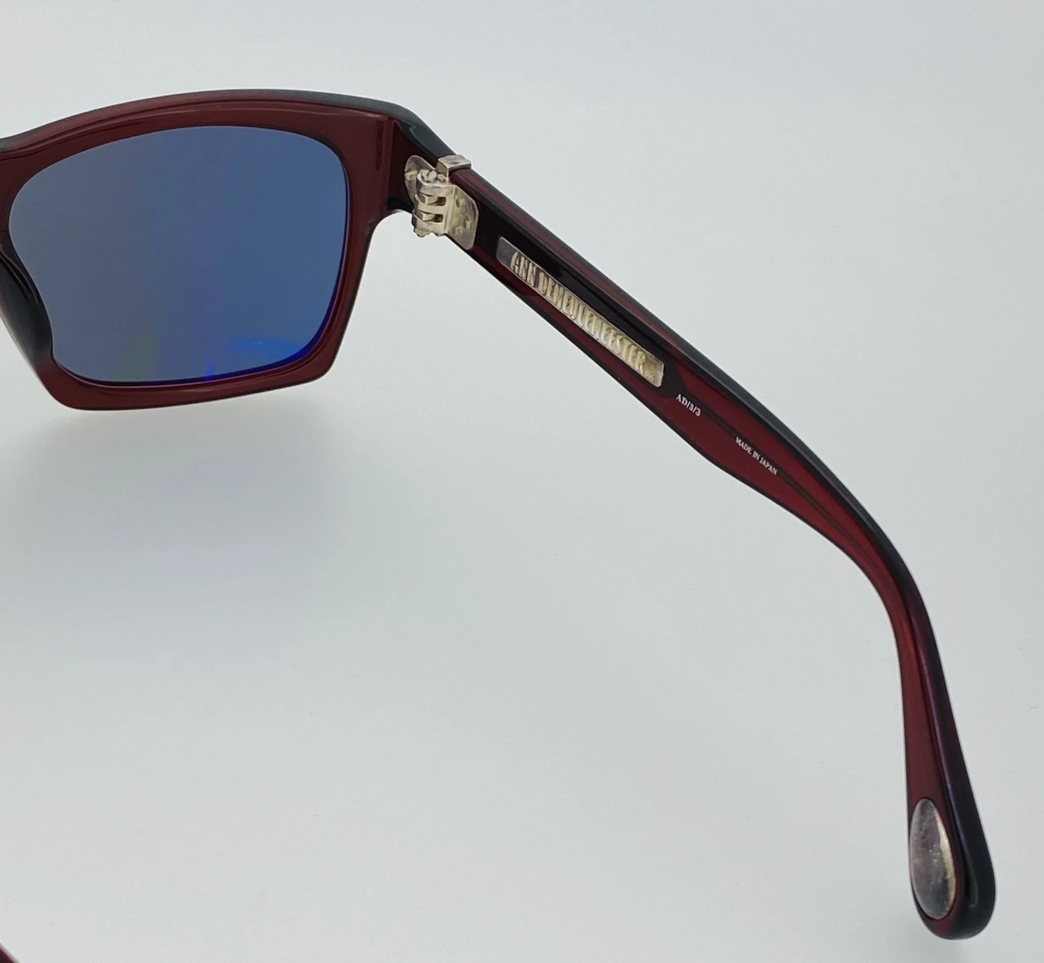 Ann Demeulemeester Sunglasses D-Frame Bordeaux Red and Blue - Image 7