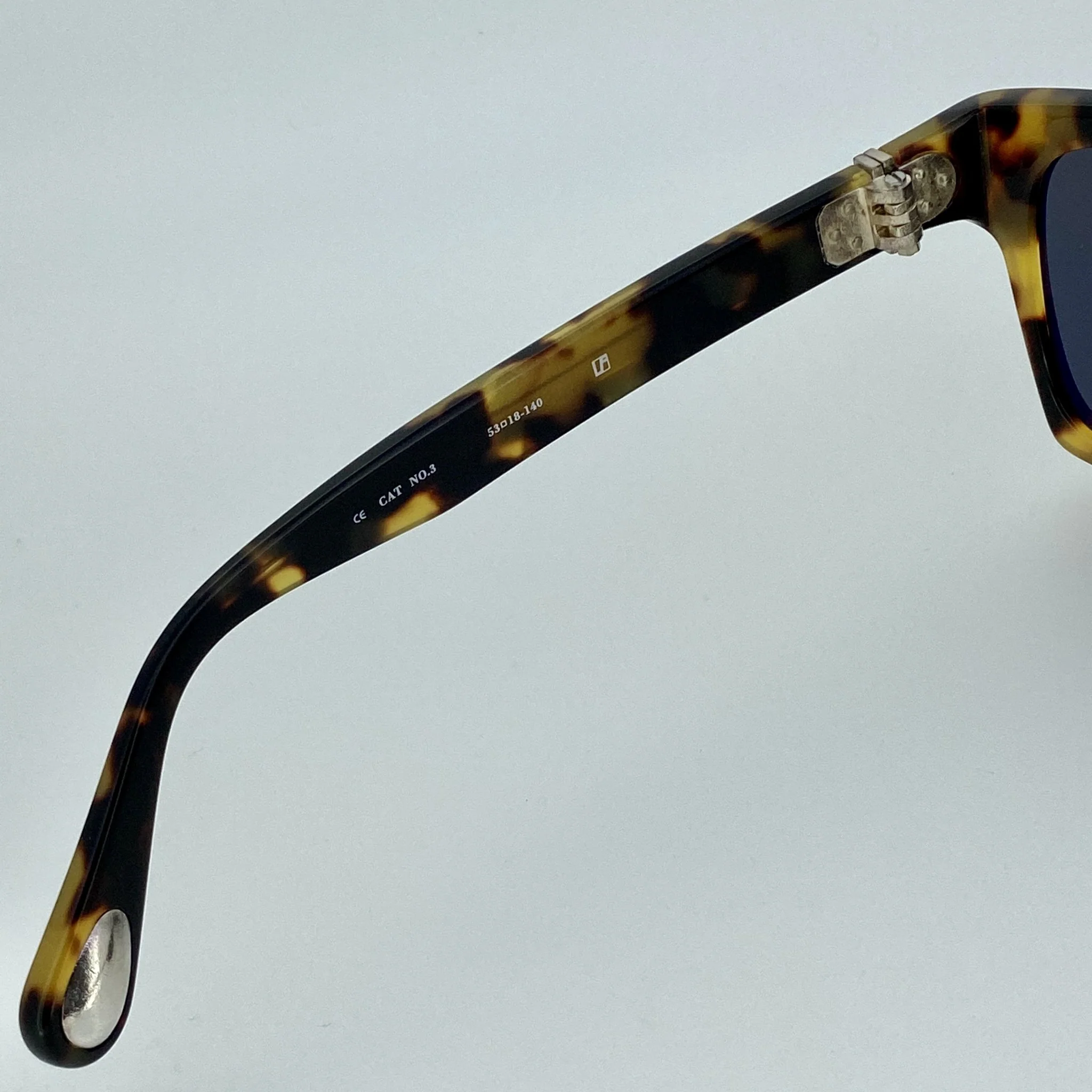 Ann Demeulemeester Sunglasses D-Frame Tortoise and Grey - Image 14