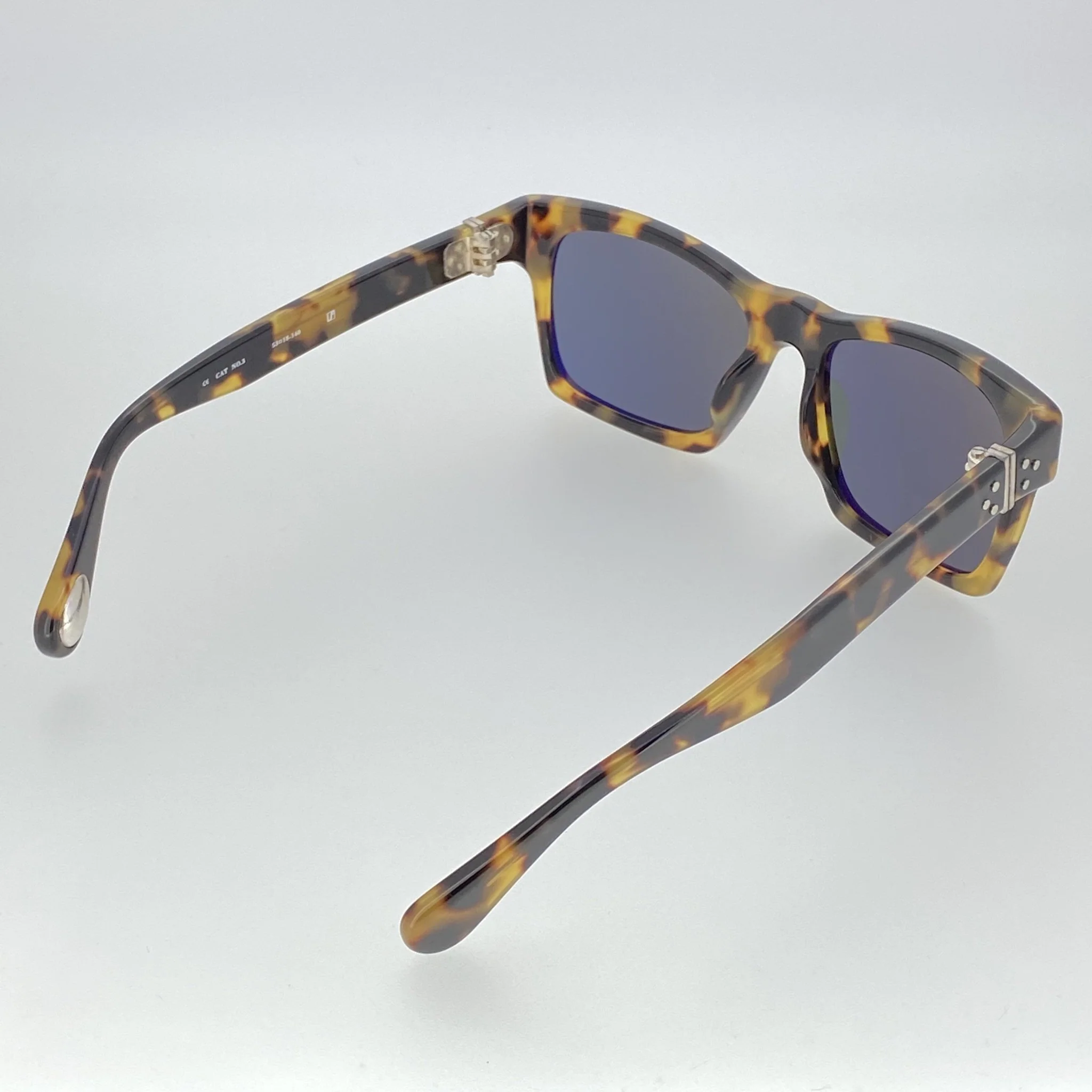 Ann Demeulemeester Sunglasses D-Frame Tortoise and Grey - Image 17