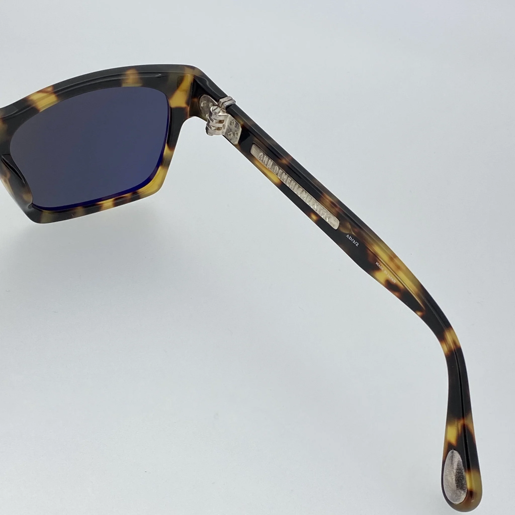 Ann Demeulemeester Sunglasses D-Frame Tortoise and Grey - Image 9