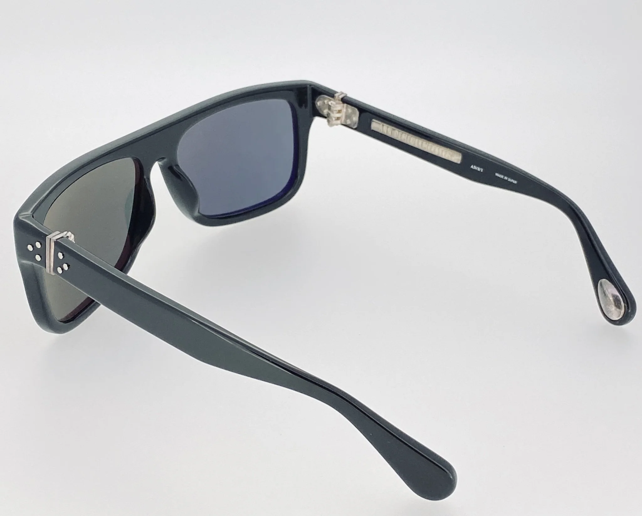 Ann Demeulemeester Sunglasses Flat Top Black and Grey - Image 10
