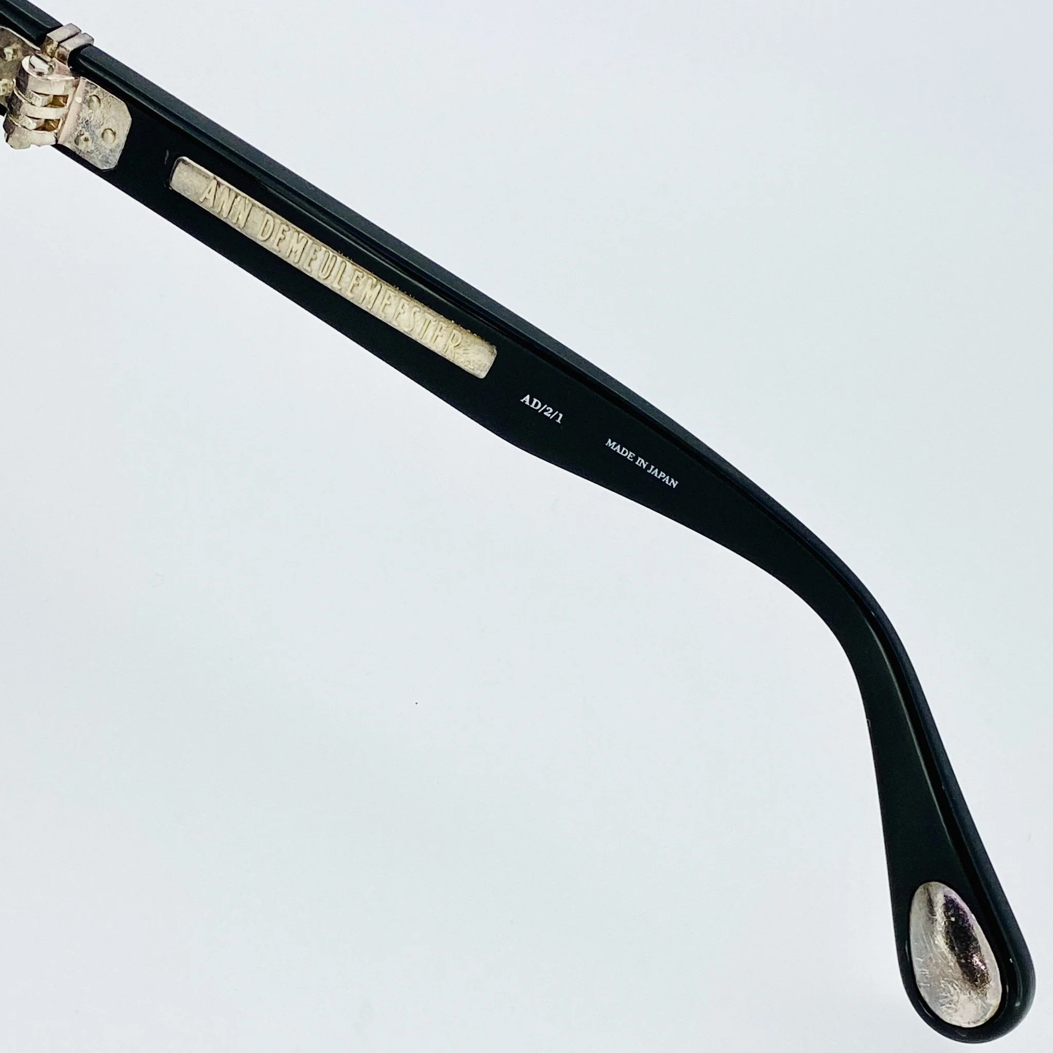 Ann Demeulemeester Sunglasses Flat Top Black and Grey - Image 16