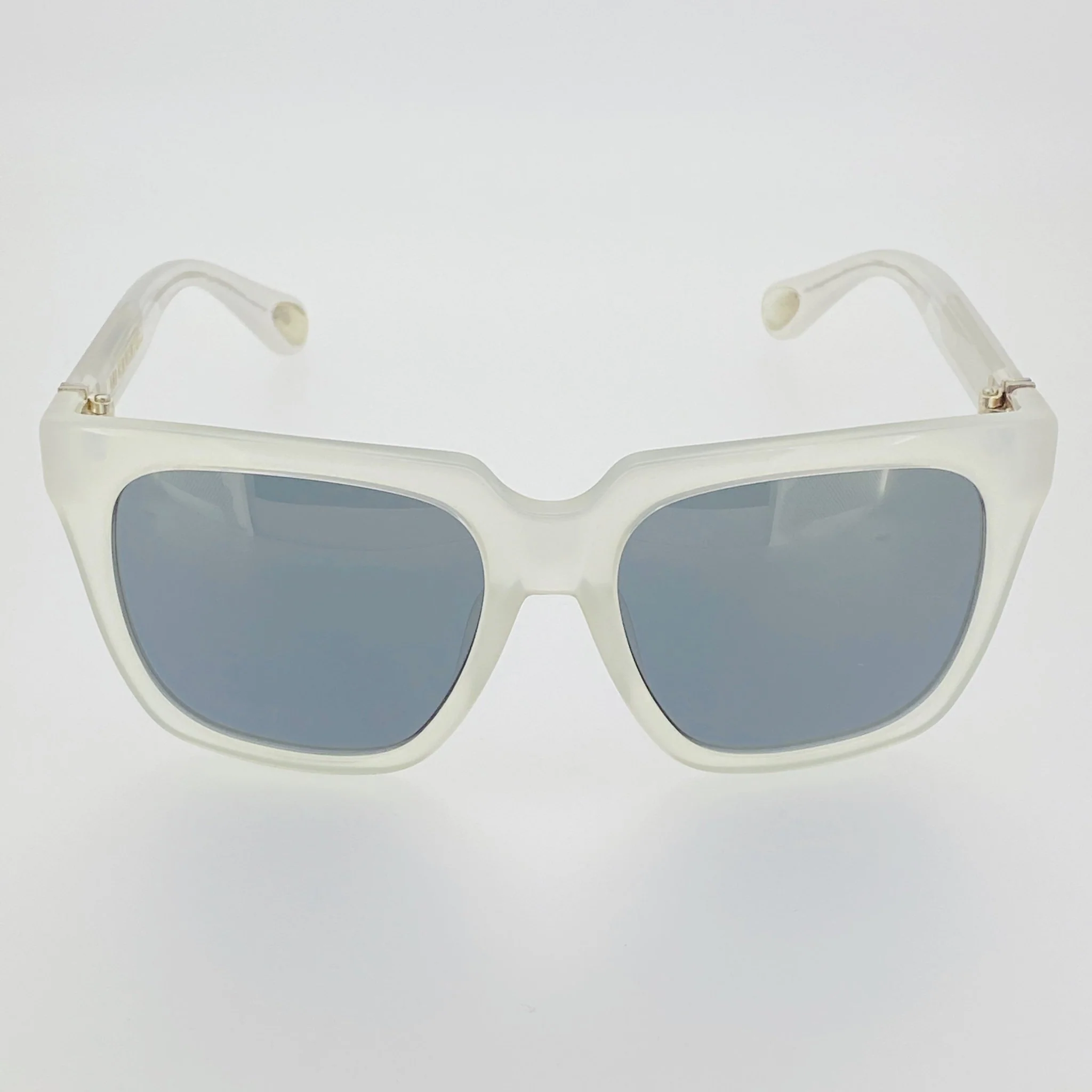 Ann Demeulemeester Sunglasses Oversized White and Solid Grey - Image 5
