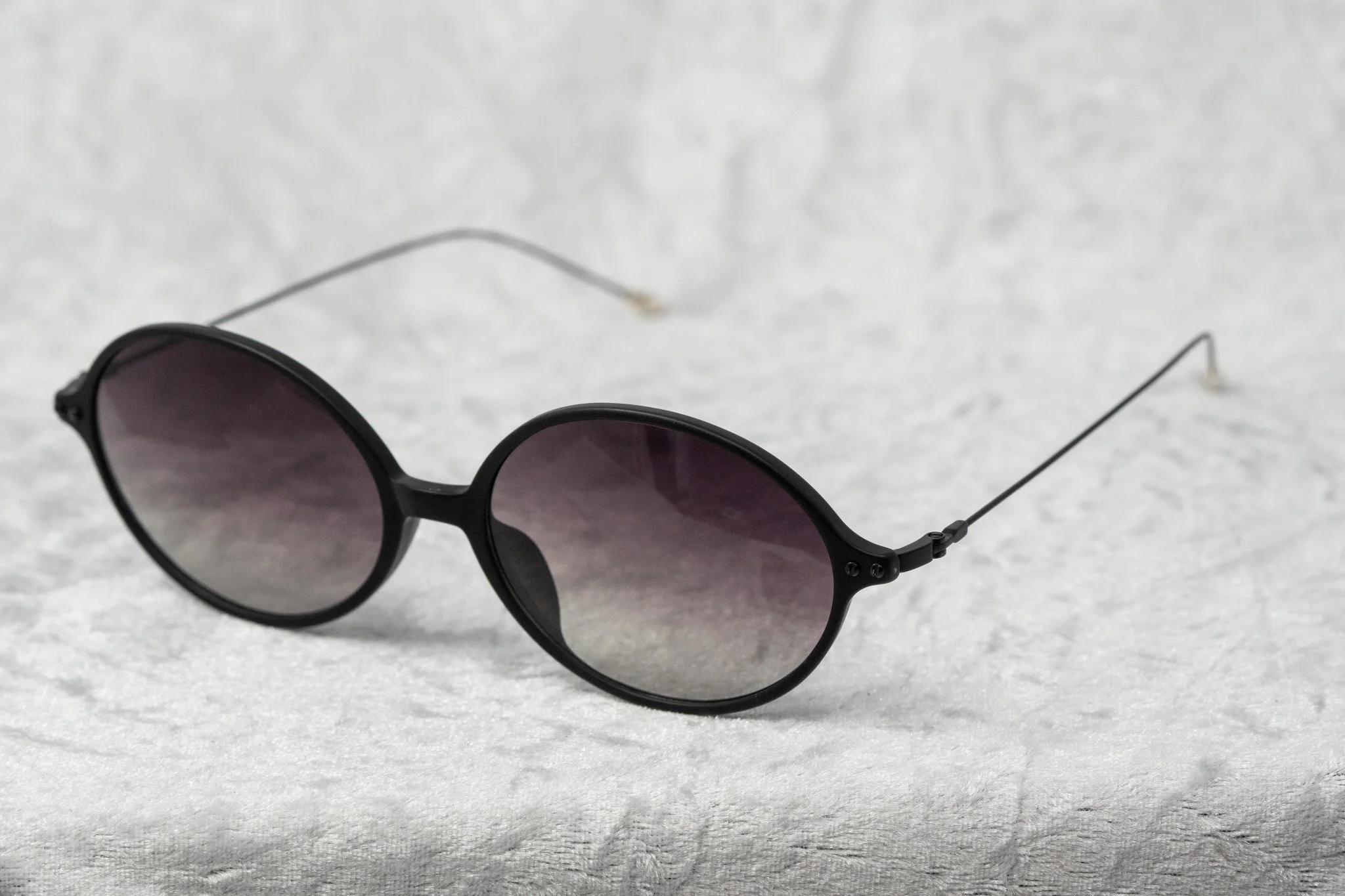 Ann Demeulemeester Unisex Sunglasses Oval Black and Grey - Image 4
