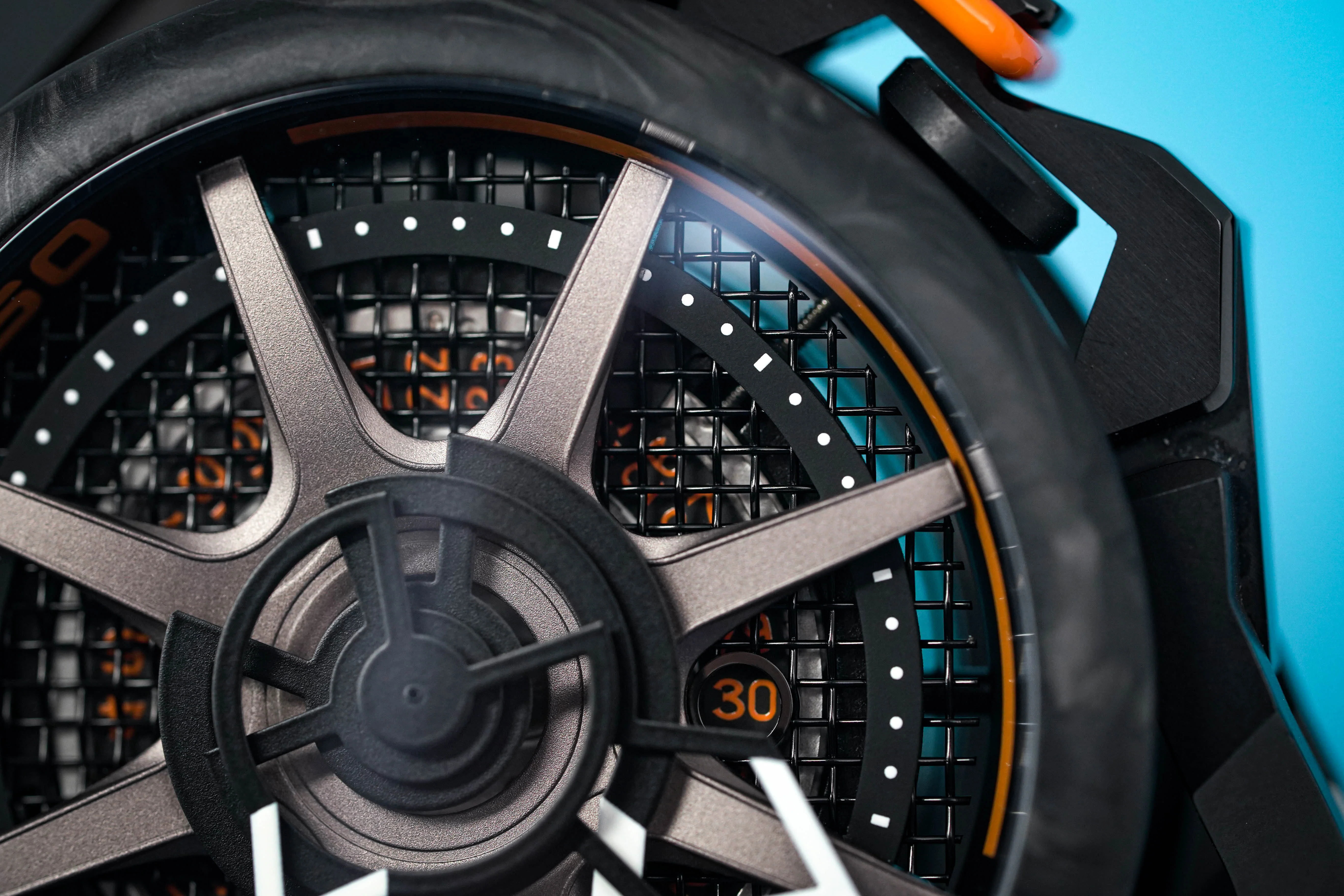 Mazzucato Reversible Watch Monza Orange Carbon - Image 11