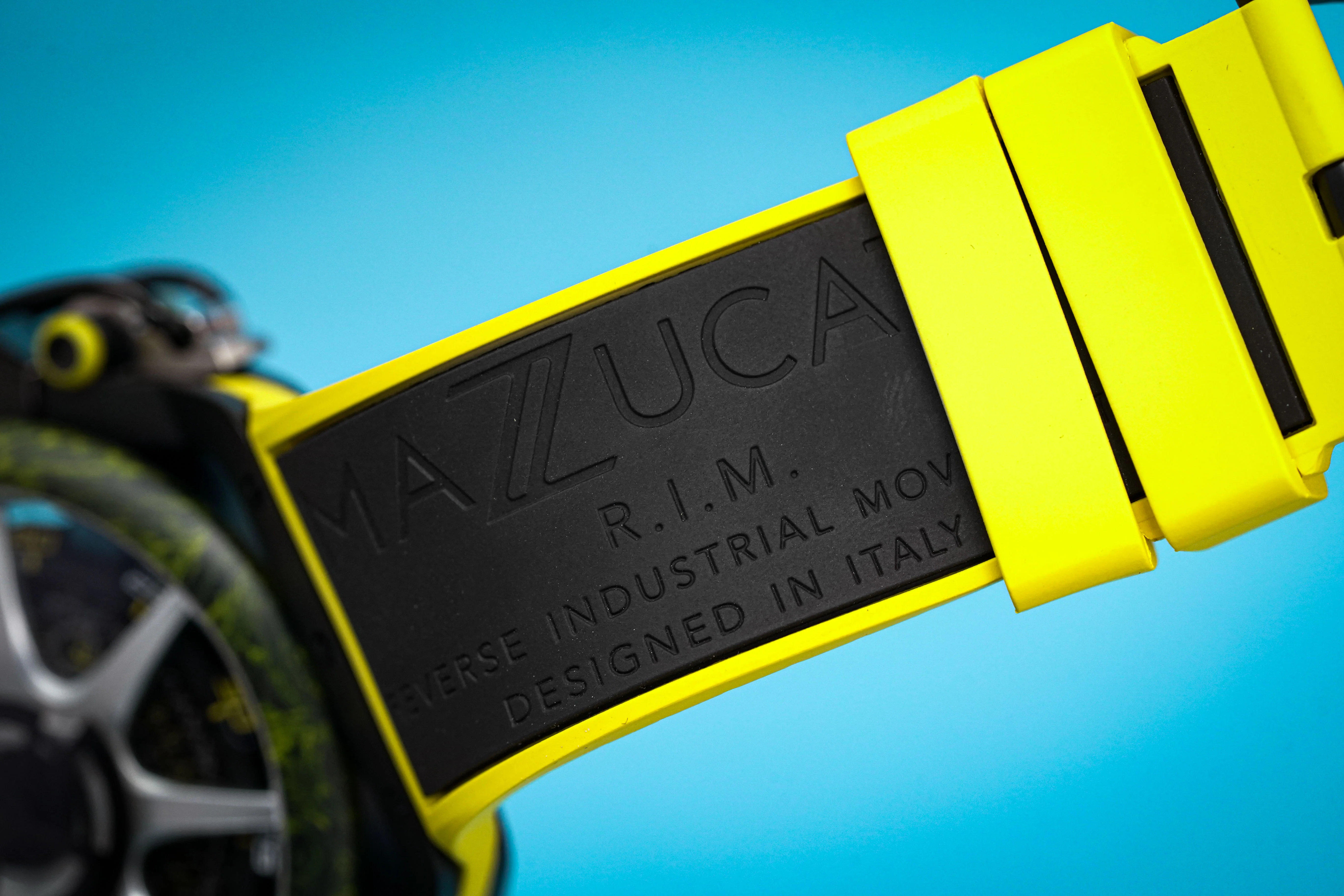 Mazzucato Reversible Watch Monza Yellow Carbon - Image 10