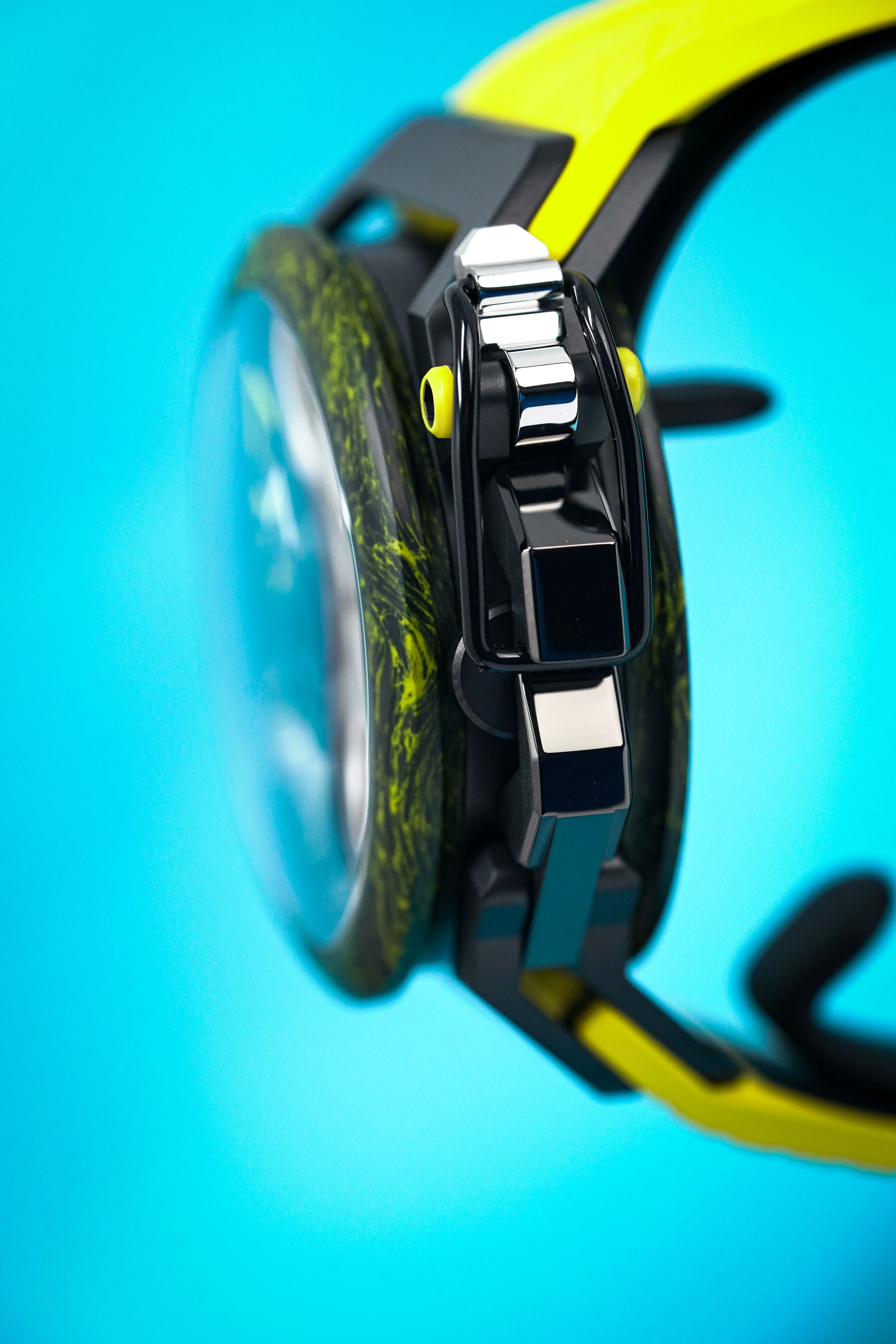 Mazzucato Reversible Watch Monza Yellow Carbon - Image 18