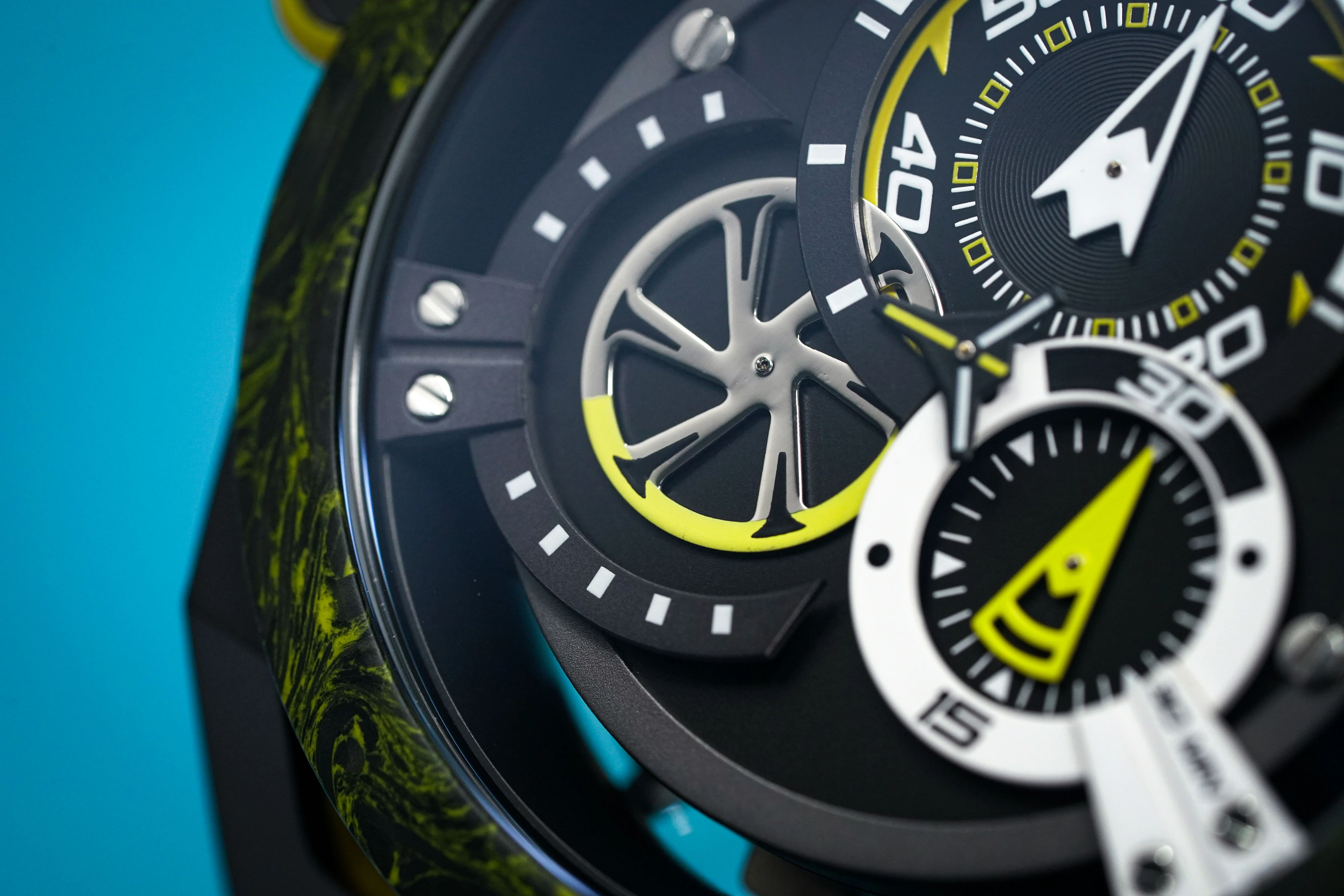 Mazzucato Reversible Watch Monza Yellow Carbon - Image 24