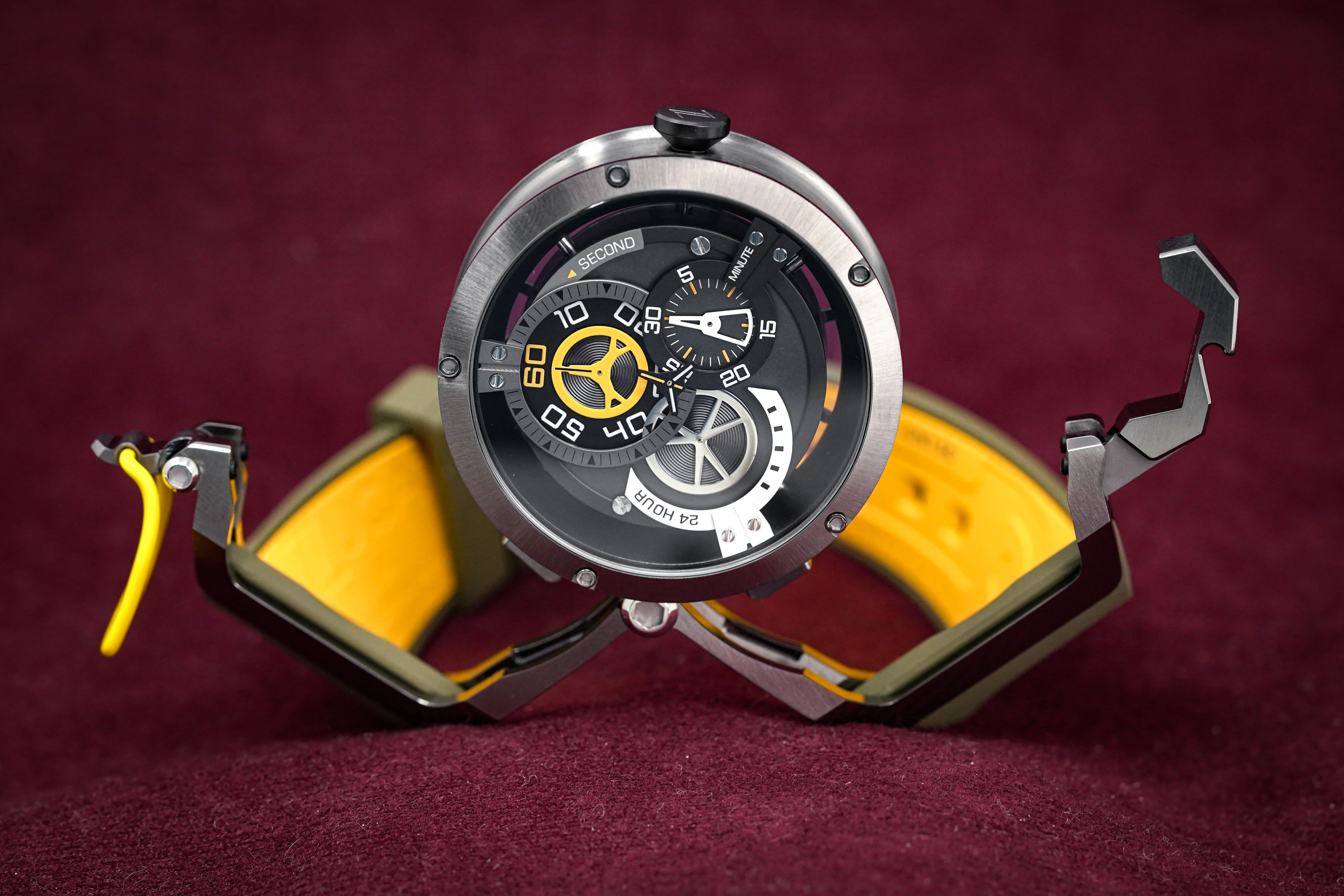 Mazzucato Reversible Watch RIM Khaki - Image 3