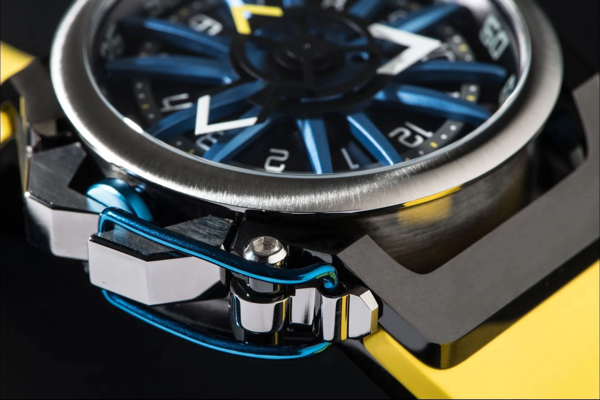 Mazzucato Reversible Watch RIM Yellow - Image 4