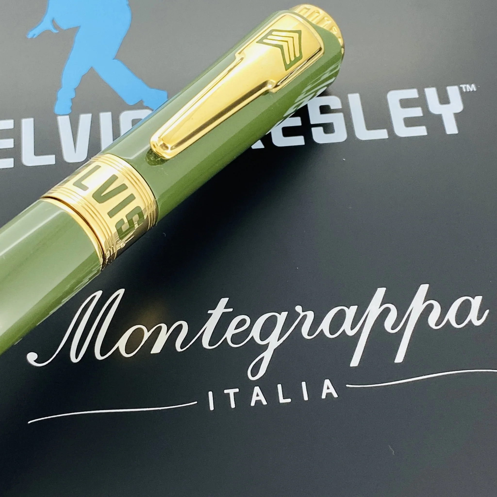 Montegrappa Pen Icons Elvis Presley Ballpoint Pen Green - Image 6